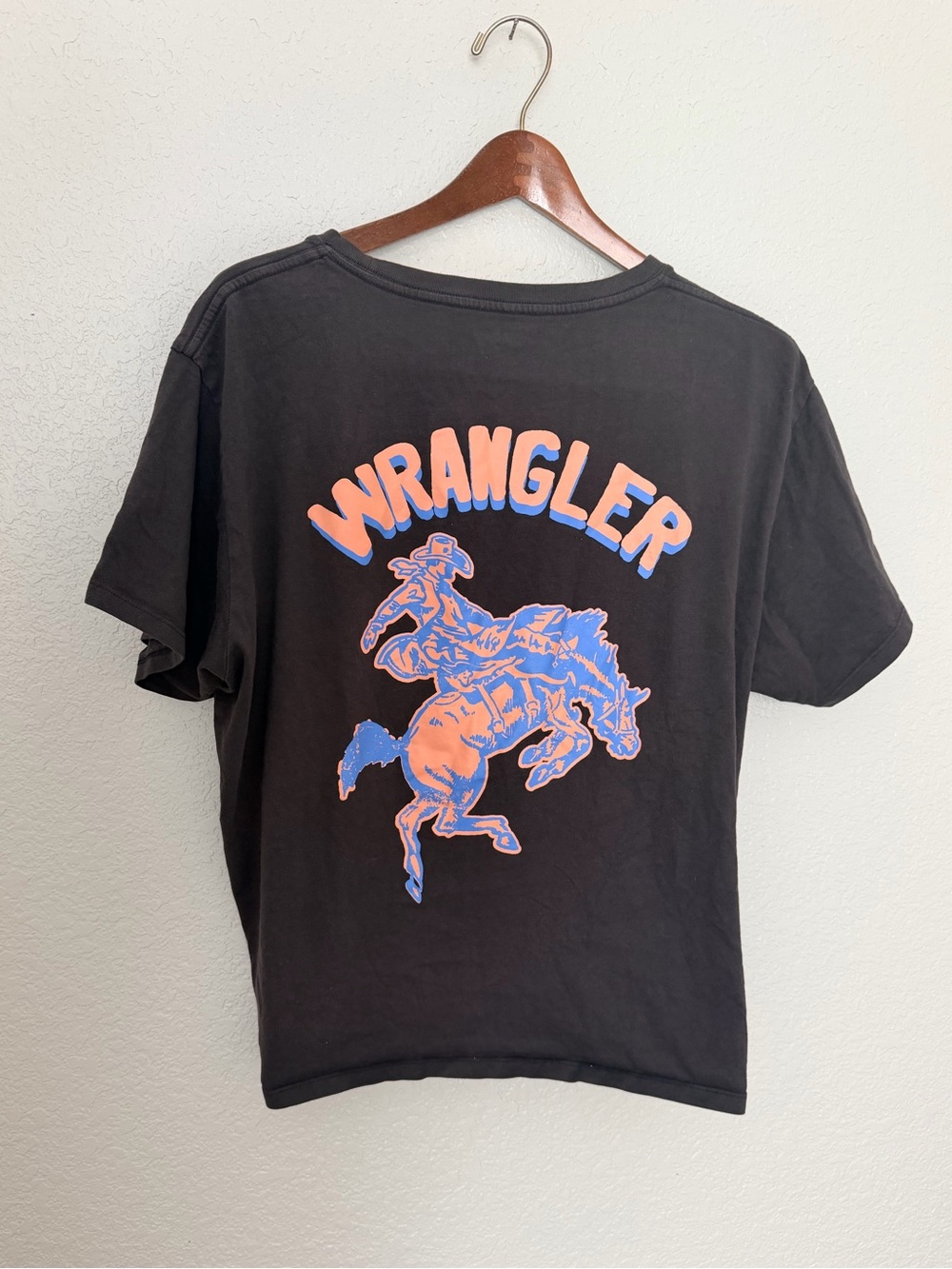 Wrangler Boxy Tee graphic cosmic Cowboy on charcoal size Medium